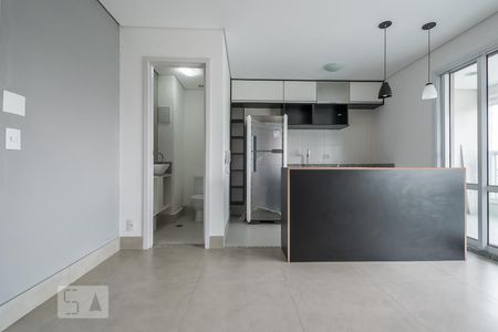 Sala de apartamento para alugar com 1 quarto, 44m² em Jardim Aeroporto, São Paulo