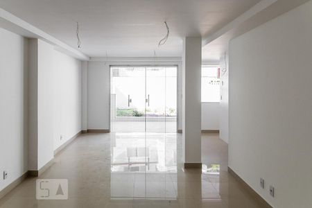 Sala de apartamento à venda com 3 quartos, 150m² em Jardim Guanabara, Rio de Janeiro