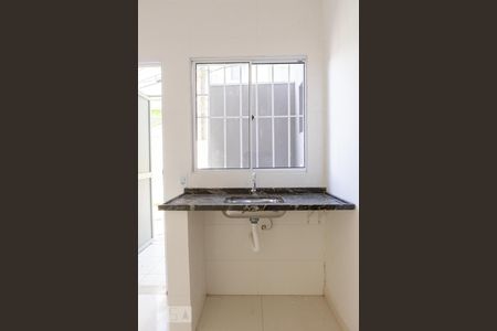 Sala/Cozinha de apartamento para alugar com 1 quarto, 30m² em Vila Ipojuca, São Paulo