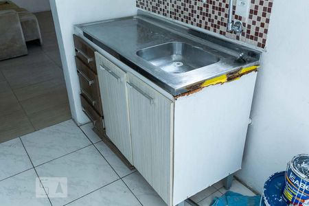 Cozinha de apartamento à venda com 1 quarto, 37m² em Partenon, Porto Alegre