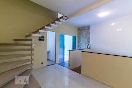 Sala de casa para alugar com 2 quartos, 130m² em Cascadura, Rio de Janeiro