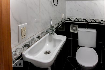 Lavabo de apartamento à venda com 2 quartos, 97m² em Vila Libanesa, São Paulo