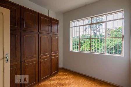 Quarto 1 de apartamento para alugar com 2 quartos, 100m² em Centro, Belo Horizonte