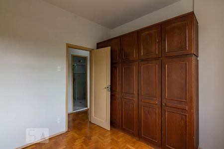 Quarto 1 de apartamento para alugar com 2 quartos, 100m² em Centro, Belo Horizonte