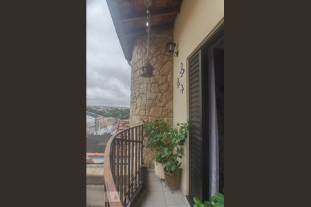 Apartamento à venda com 125m², 3 quartos e 2 vagas Apartamento à venda com 125m², 3 quartos e 2 vagasVaranda da suíte