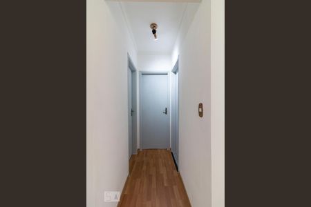 Corredor de apartamento à venda com 2 quartos, 64m² em Vila Leonor, Guarulhos