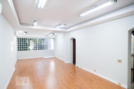 Sala de casa para alugar com 3 quartos, 255m² em Brooklin, São Paulo