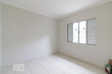 Quarto de casa para alugar com 1 quarto, 45m² em Vila Galvão, Guarulhos