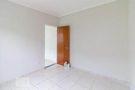 Quarto de casa para alugar com 1 quarto, 45m² em Vila Galvão, Guarulhos