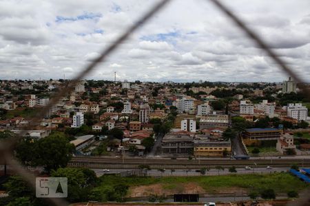 Vista da Sala de apartamento para alugar com 3 quartos, 70m² em Jardim Guanabara, Belo Horizonte