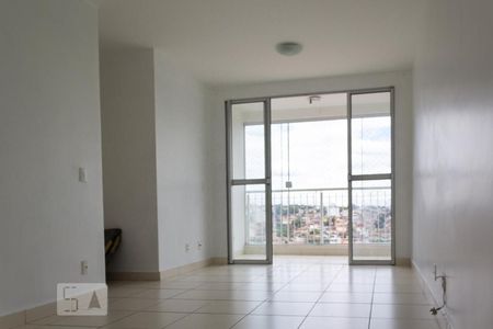 Sala de apartamento para alugar com 3 quartos, 70m² em Jardim Guanabara, Belo Horizonte