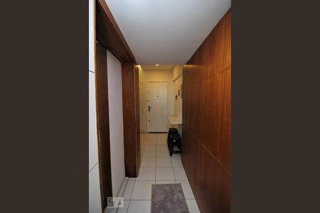 Corredor de kitnet/studio à venda com 1 quarto, 40m² em Centro, Rio de Janeiro