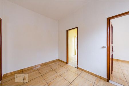 Sala de casa de condomínio para alugar com 2 quartos, 50m² em João Pinheiro, Belo Horizonte