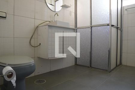 Banheiro de apartamento à venda com 2 quartos, 95m² em Sumaré, São Paulo