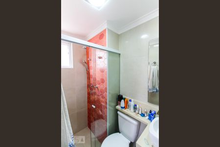 Apartamento à venda com 70m², 3 quartos e 2 vagas Apartamento à venda com 70m², 3 quartos e 2 vagasBanheiro da Suíte