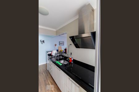 Apartamento à venda com 70m², 3 quartos e 2 vagas Apartamento à venda com 70m², 3 quartos e 2 vagasCozinha