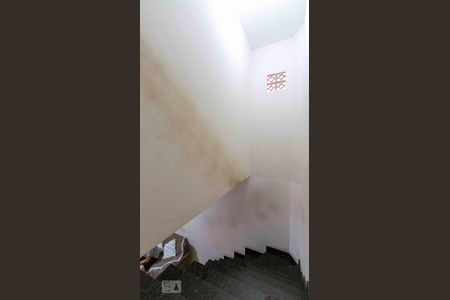 Escada de Acesso de casa à venda com 4 quartos, 250m² em Conjunto Habitacional A. E. Carvalho, São Paulo