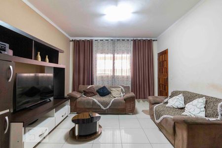 Sala de casa à venda com 4 quartos, 250m² em Conjunto Habitacional A. E. Carvalho, São Paulo