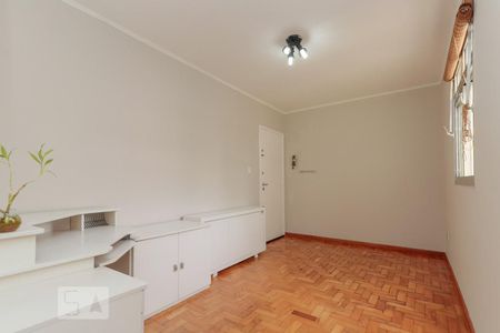 Sala  de apartamento para alugar com 2 quartos, 73m² em Vila Madalena, São Paulo