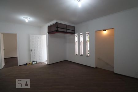 Sala de casa para alugar com 3 quartos, 240m² em Santa Teresinha, Santo André