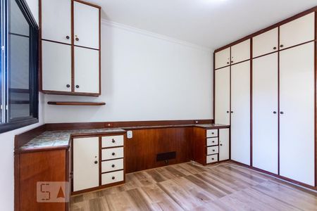 Quarto 1 de apartamento à venda com 2 quartos, 70m² em Saúde, São Paulo