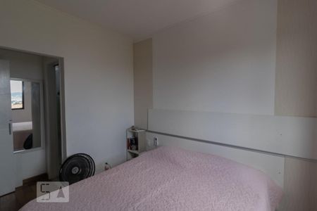 Apartamento à venda com 74m², 3 quartos e 2 vagas Apartamento à venda com 74m², 3 quartos e 2 vagasSuíte