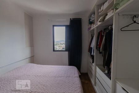 Apartamento à venda com 74m², 3 quartos e 2 vagas Apartamento à venda com 74m², 3 quartos e 2 vagasSuíte