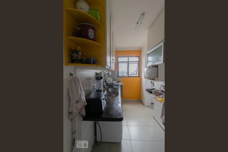 Apartamento à venda com 74m², 3 quartos e 2 vagas Apartamento à venda com 74m², 3 quartos e 2 vagasCozinha