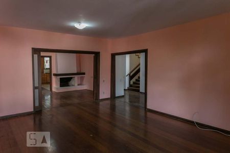 Sala de casa para alugar com 5 quartos, 320m² em Ipanema, Porto Alegre