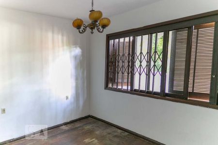 Escritório de casa para alugar com 5 quartos, 320m² em Ipanema, Porto Alegre