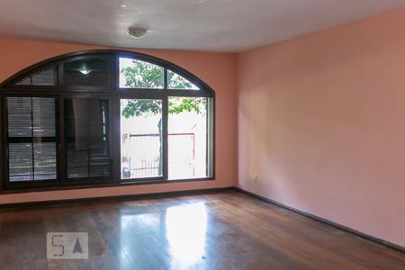 Sala de casa para alugar com 5 quartos, 320m² em Ipanema, Porto Alegre