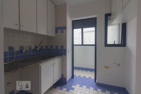 Cozinha de apartamento à venda com 1 quarto, 60m² em Santo Amaro, São Paulo