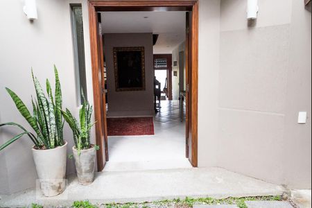 Porta de Entrada de casa à venda com 3 quartos, 300m² em Paraíso do Morumbi, São Paulo