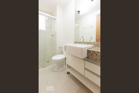 Banheiro de apartamento para alugar com 1 quarto, 44m² em Higienópolis, São Paulo