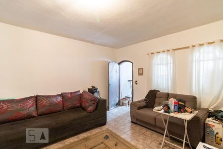 Casa à venda com 125m², 2 quartos e 3 vagasSala