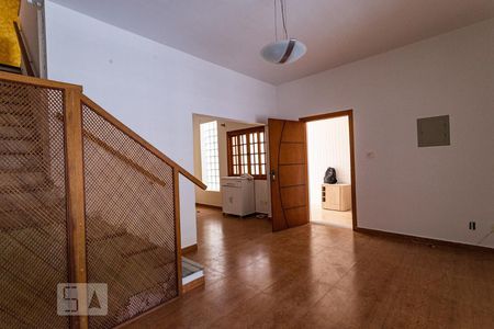 Sala de casa à venda com 3 quartos, 200m² em Planalto Paulista, São Paulo