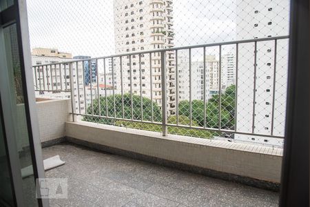 Varanda de apartamento para alugar com 5 quartos, 170m² em Liberdade, São Paulo