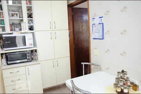 Cozinha de casa à venda com 2 quartos, 135m² em Vila Maria Baixa, São Paulo