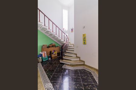 Hall de Entrada de casa para alugar com 5 quartos, 359m² em Vila Rosalia, Guarulhos