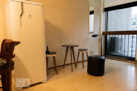 Sala de apartamento para alugar com 1 quarto, 43m² em Bela Vista, São Paulo