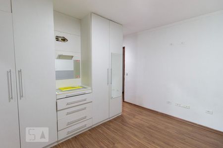 Quarto de casa para alugar com 5 quartos, 185m² em Água Fria, São Paulo