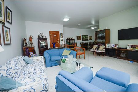Sala de apartamento à venda com 4 quartos, 222m² em Icaraí, Niterói