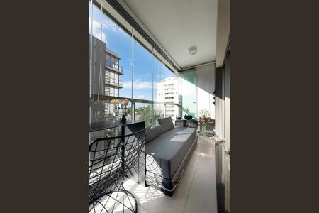 Varanda de kitnet/studio para alugar com 1 quarto, 44m² em Pinheiros, São Paulo