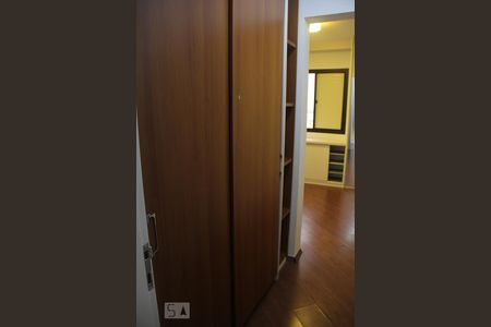 Quarto 2 de apartamento para alugar com 2 quartos, 56m² em Vila da Saúde, São Paulo