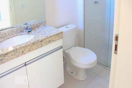 Banheiro  de apartamento para alugar com 2 quartos, 76m² em Carvoeira, Florianópolis