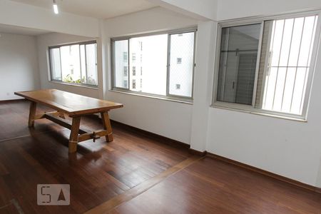 Sala de apartamento à venda com 3 quartos, 186m² em Santa Lúcia, Belo Horizonte