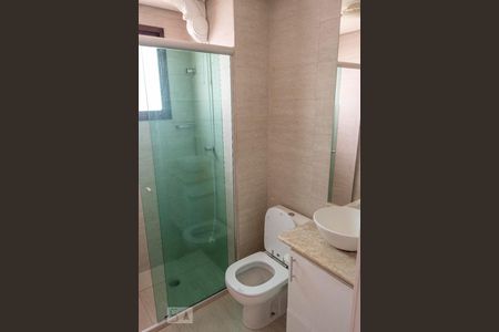Banheiro de apartamento para alugar com 2 quartos, 74m² em Pinheiros, São Paulo