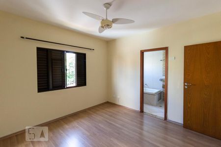 Quarto de casa à venda com 4 quartos, 249m² em Jardim Sonia, São Paulo