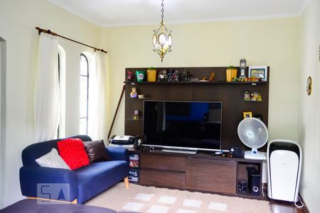 Sala 1 Vista Ampla de casa à venda com 3 quartos, 240m² em Jardim Triana, São Paulo