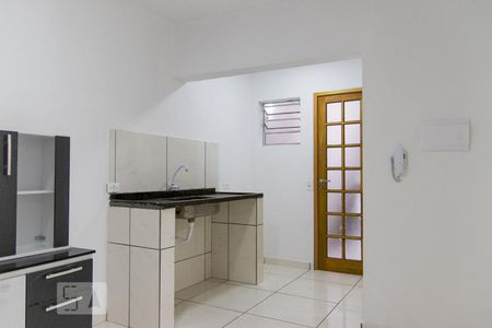 Sala/ Cozinha de apartamento para alugar com 2 quartos, 40m² em Parque Novo Oratório, Santo André